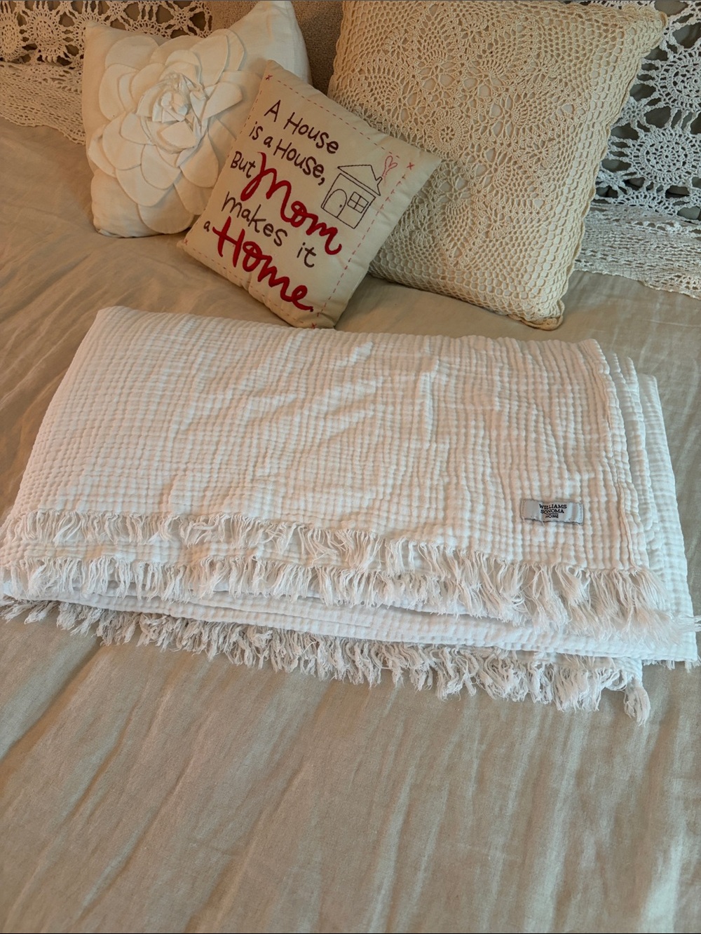 Williams Sonoma Home White Waffle Fringe Throw Blanket